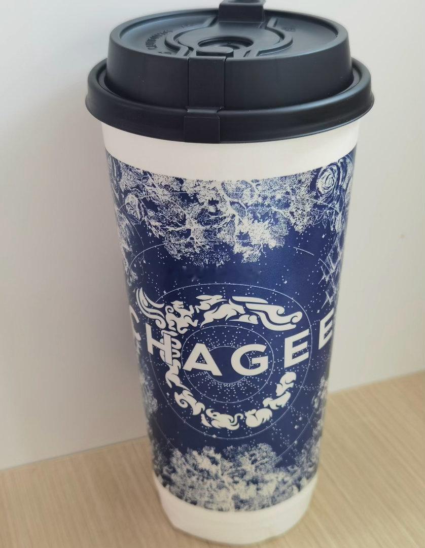 下午操作不错，给团队小伙伴们一人安排一杯奶茶