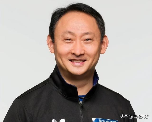 张本宇幸福指数提高了！横滨冠军赛，张本宇的一双儿女闯进决赛，张本智和击败松岛辉空