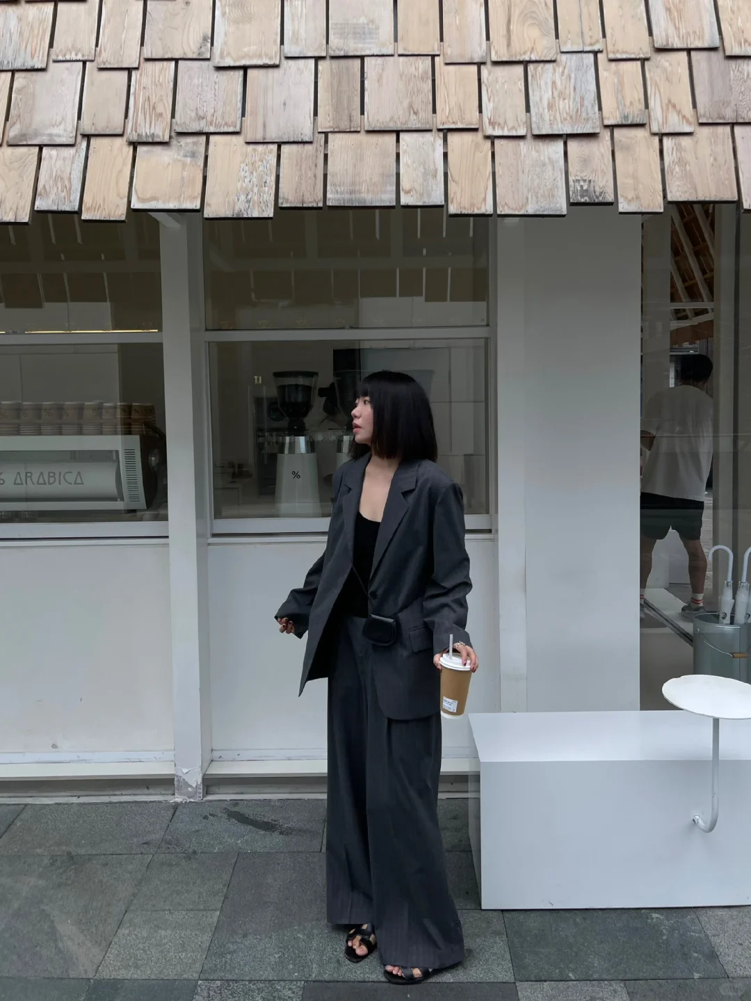 灰西服谁不爱呢