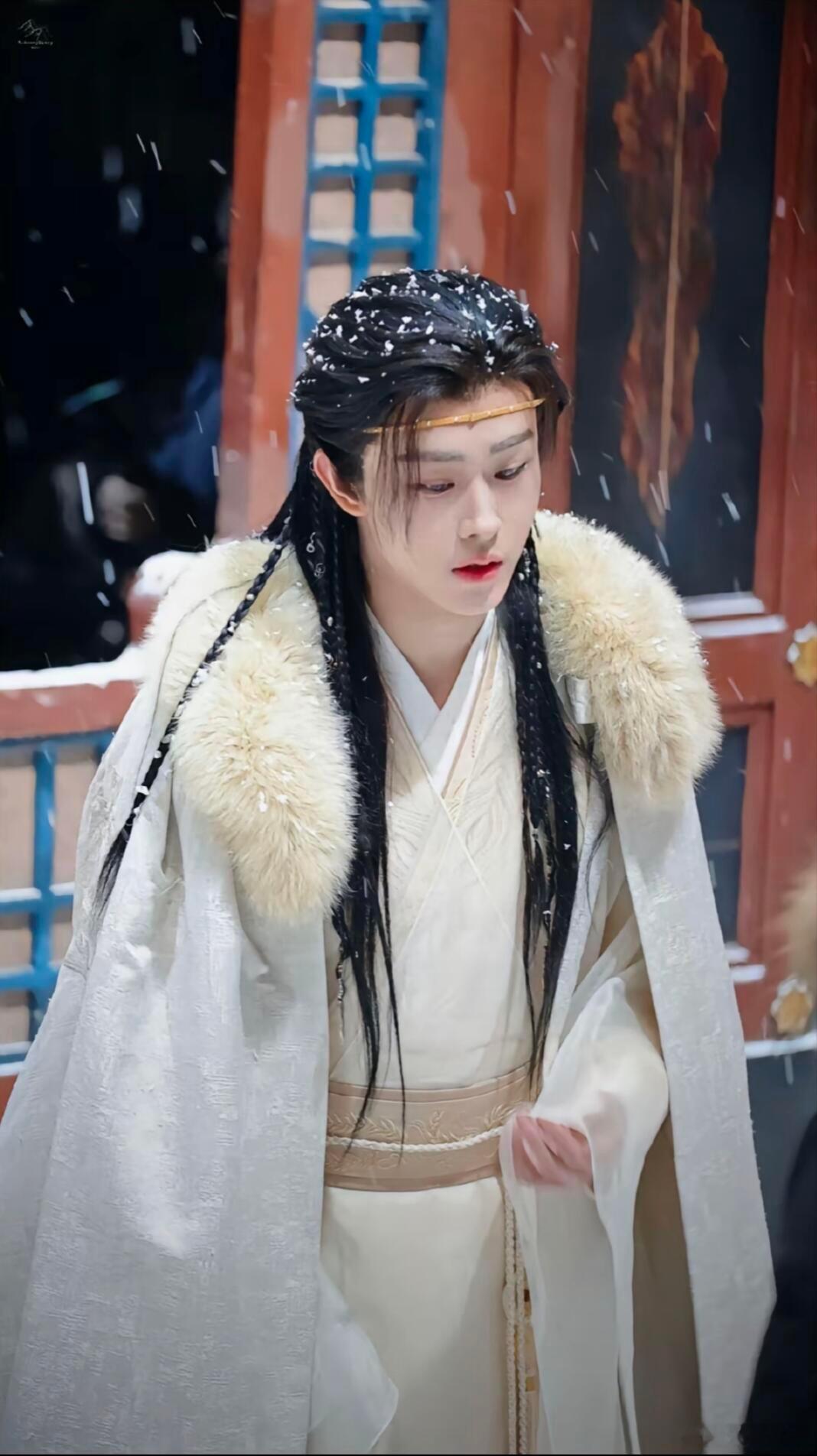 #看大梦归离与全世界为敌#看大梦归离就像是一场心灵之旅，缉妖小队的成长轨迹让人感