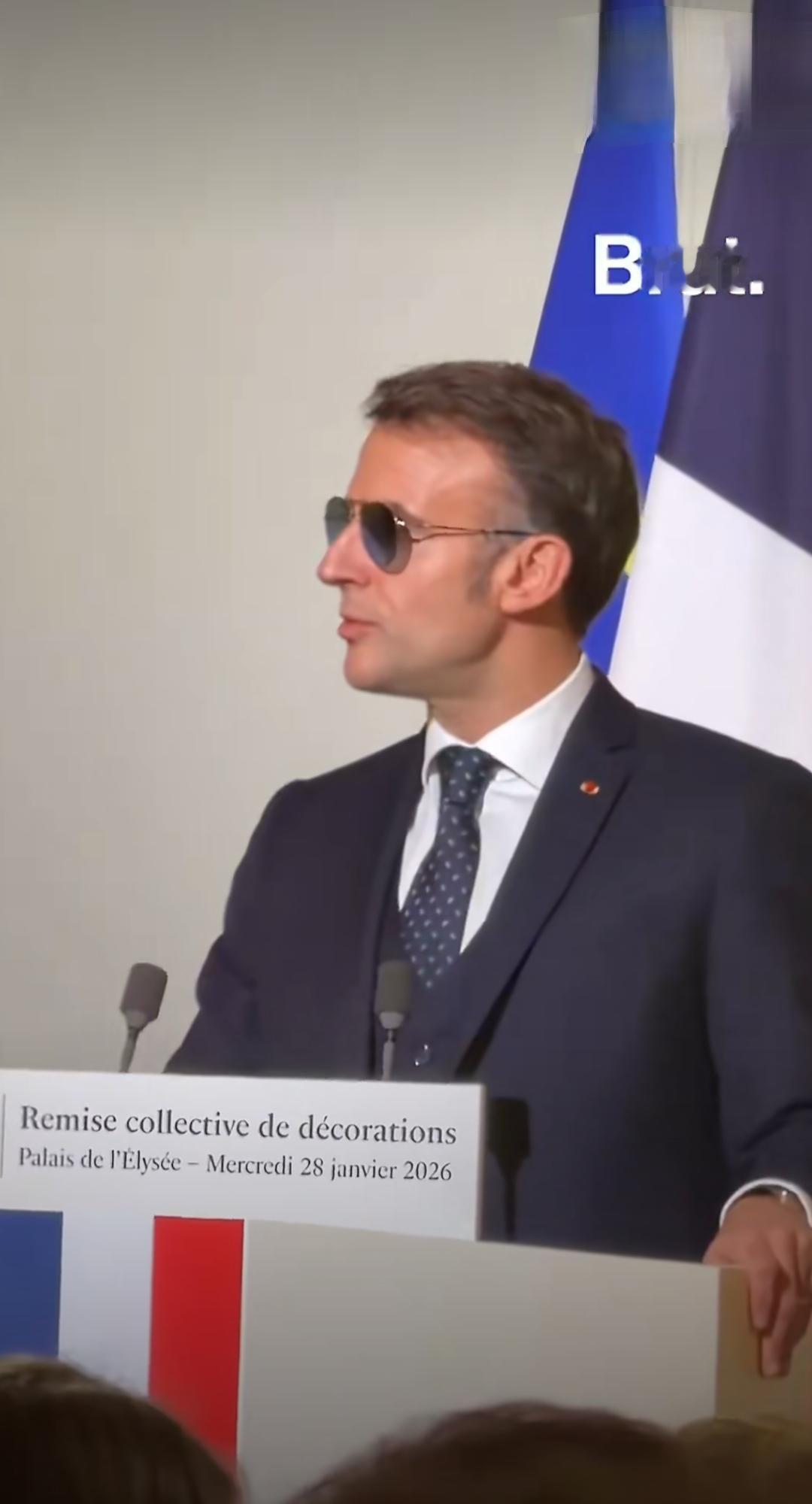 法国对俄罗斯退缩？不至于。那为什么把一个星期前刚扣押的俄影子油轮释放了呢？如此虎