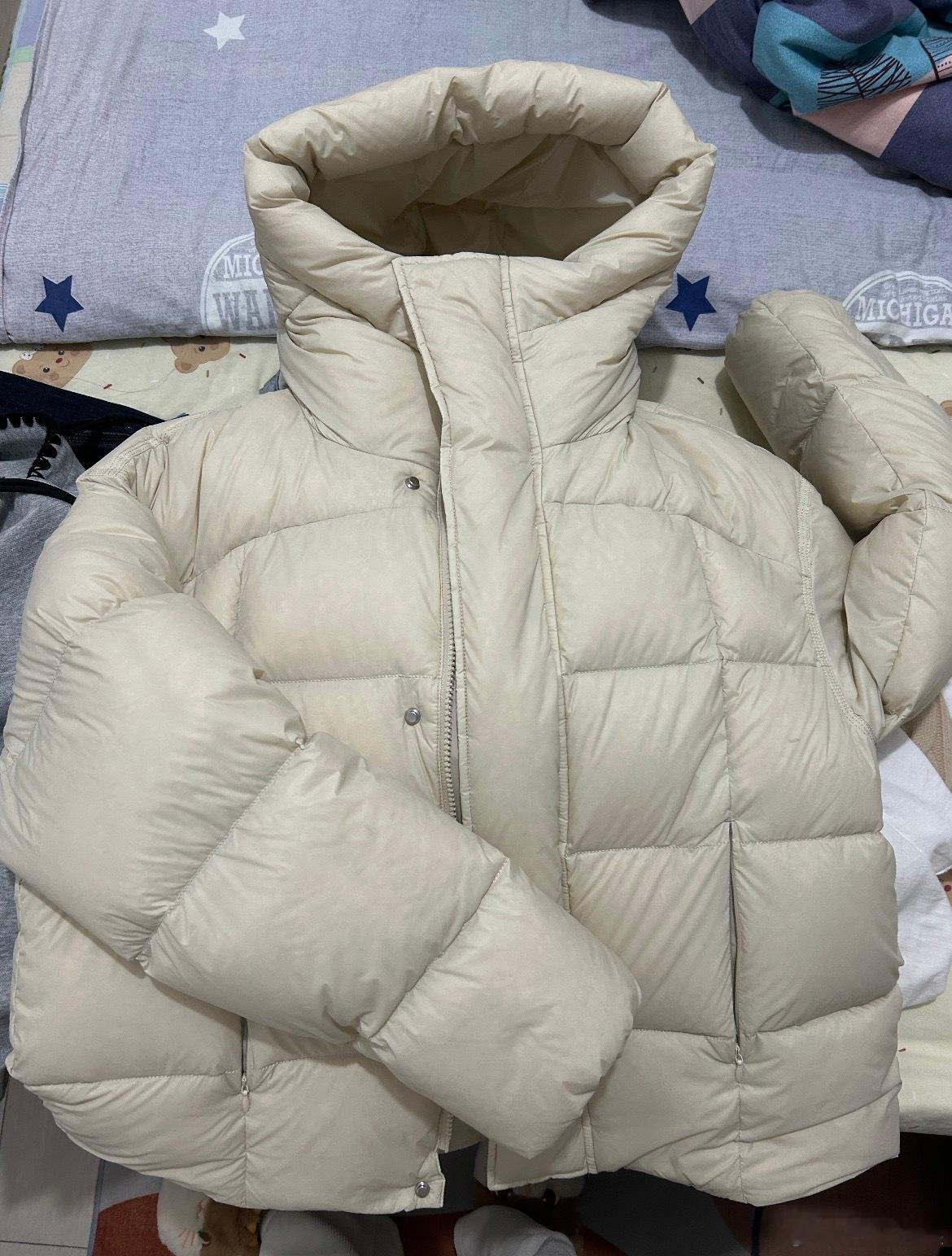 大牌羽绒天猫补贴5折起 我妈都看不下去了一直催我买羽绒服，但 实 体 店 随便一