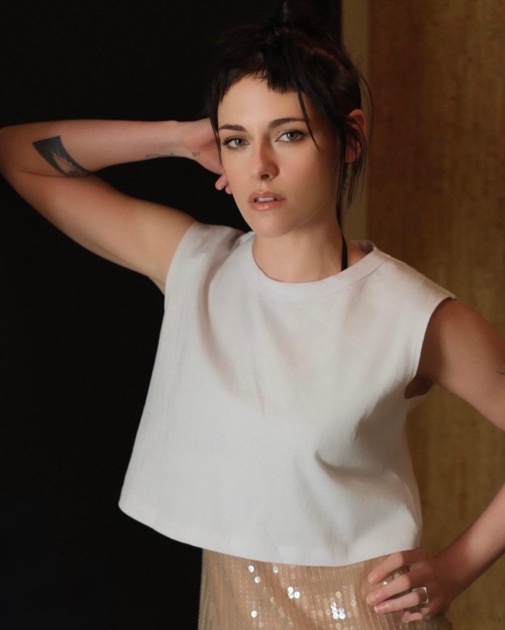 Kristen Stewart克里斯汀斯图尔特今日份造型，纽约冻人装 