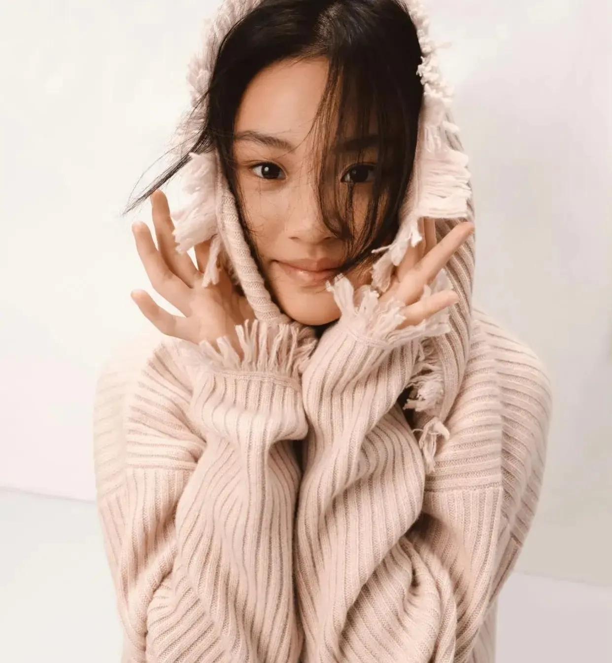 李小璐女儿，太会怼了！

1月3日下午，李小璐女儿甜馨在社交平台发布了一则上学的