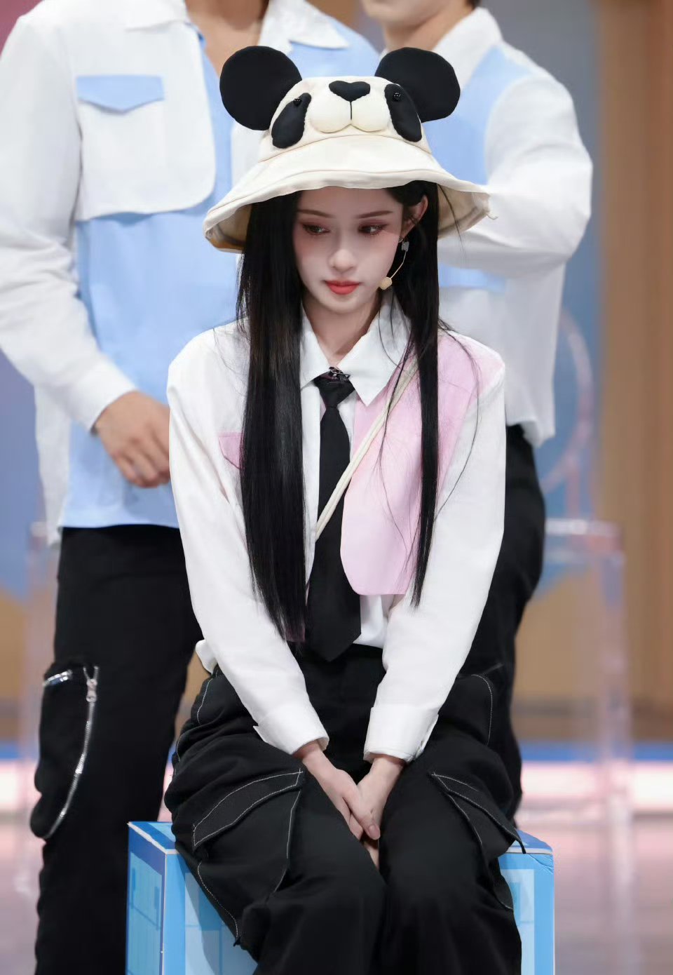孟子义你好星期六预告孟子义戴熊猫帽了 啊啊啊啊！！孟姐好美好可爱啊 ​​​