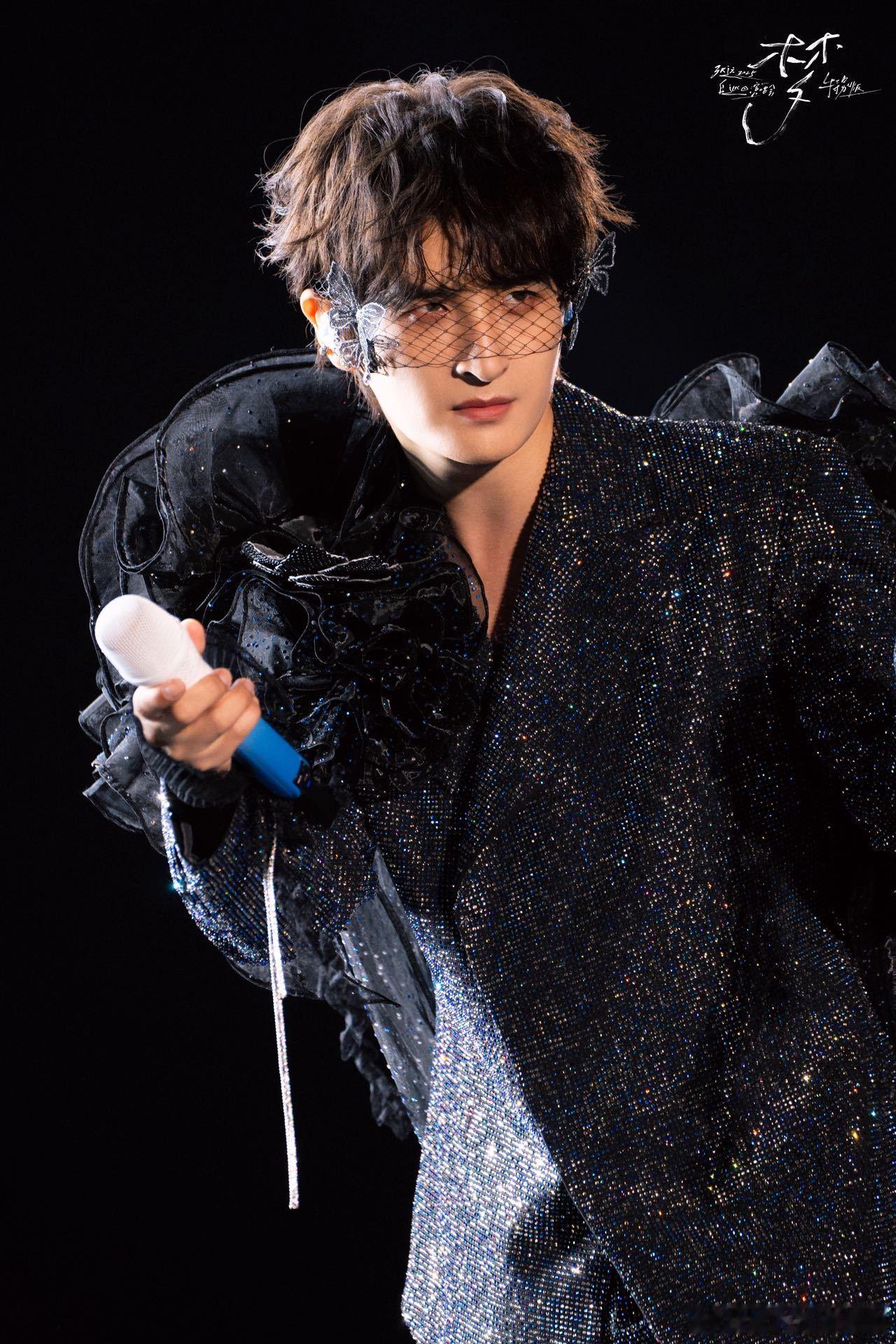 张远许愿微博之夜面基网友 张远真是个用心的宠粉男，一句简单的许愿就让我们感受到他