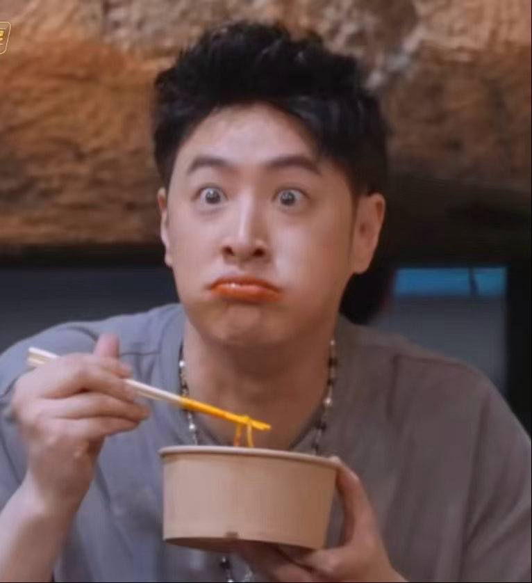 潘玮柏的蘸料遇到了最懂他的高叶百厨大战两人同框吃吃喝喝氛围感拉满，志趣相投格外合