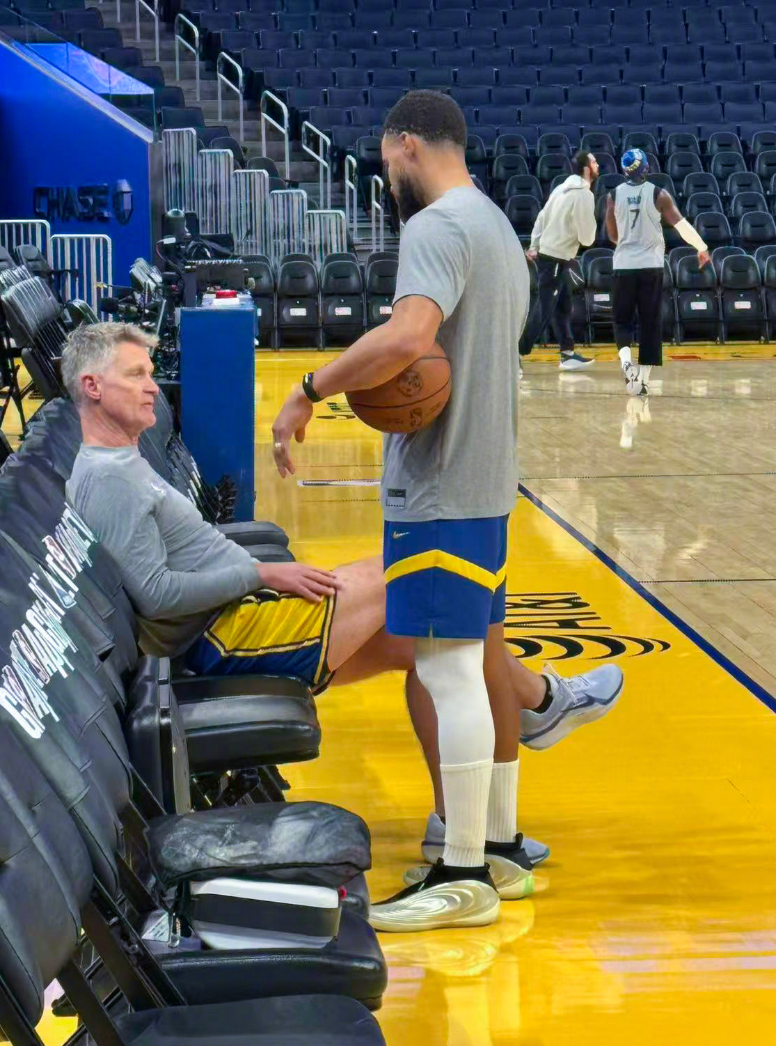 NBA鞋视角 adidas Harden Vol.10「Imma Be A St