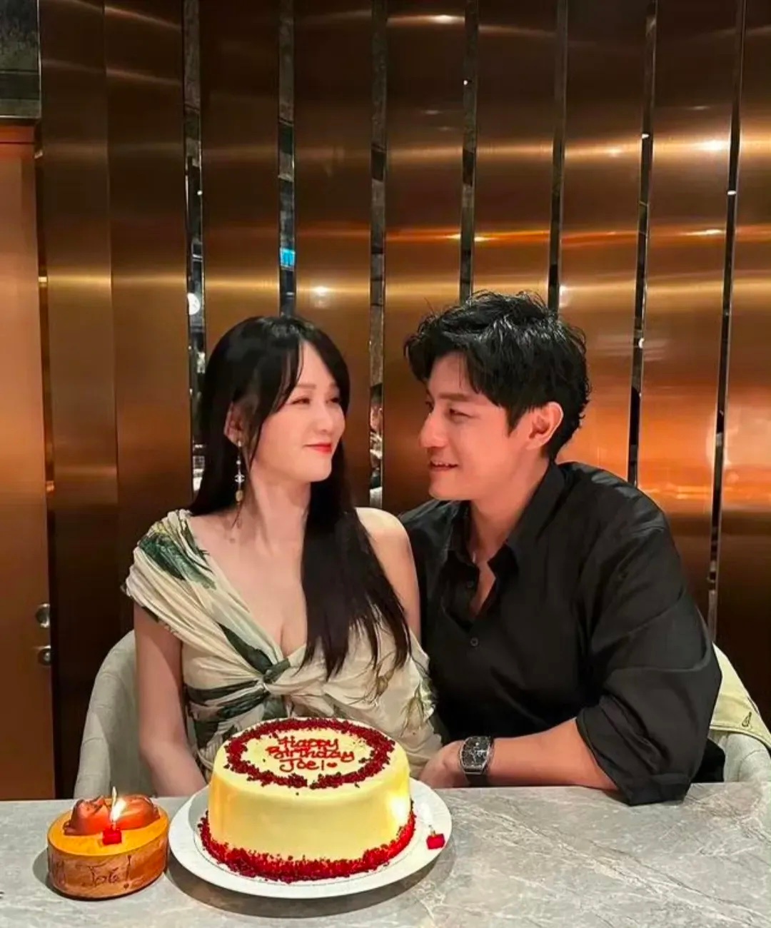 从恋综心动到婚姻三年：陈乔恩46岁的逆龄秘诀，是被Alan宠成少女的模样 ​​​