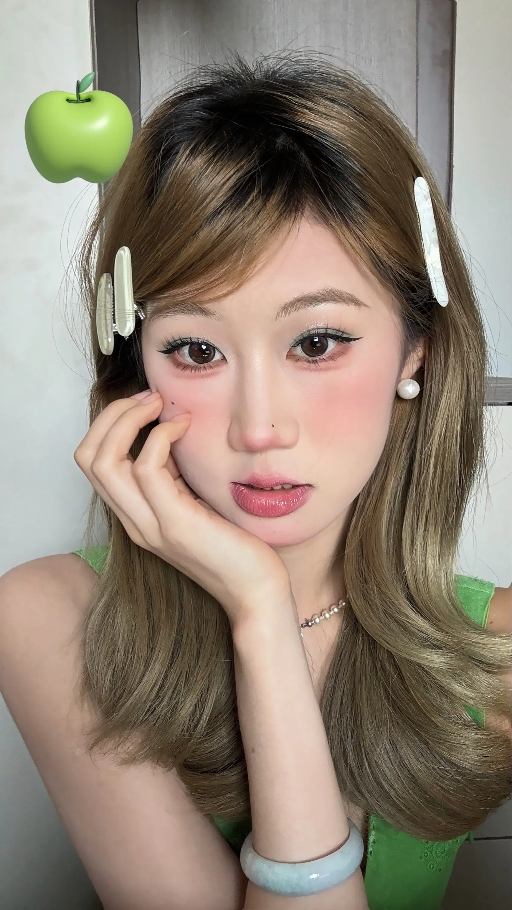 ·₊⁺🍏₊⁺𓇻⋆⁺₊🏝️⋆⁺₊⋆🫧