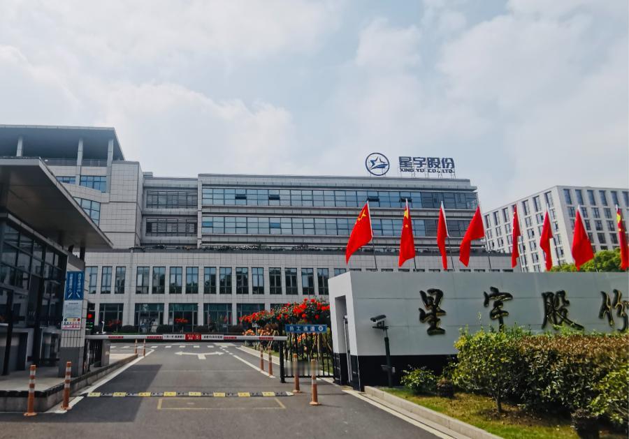 星宇用工风波漩涡中的常州：体量万亿城市里人口规模垫底，近20万大学生留城就业仅有