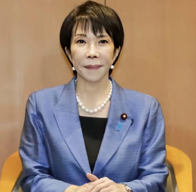 日本政府宣布了一项震动国际原油圈的决定：从2026年7月起，日本买进来的每一滴原
