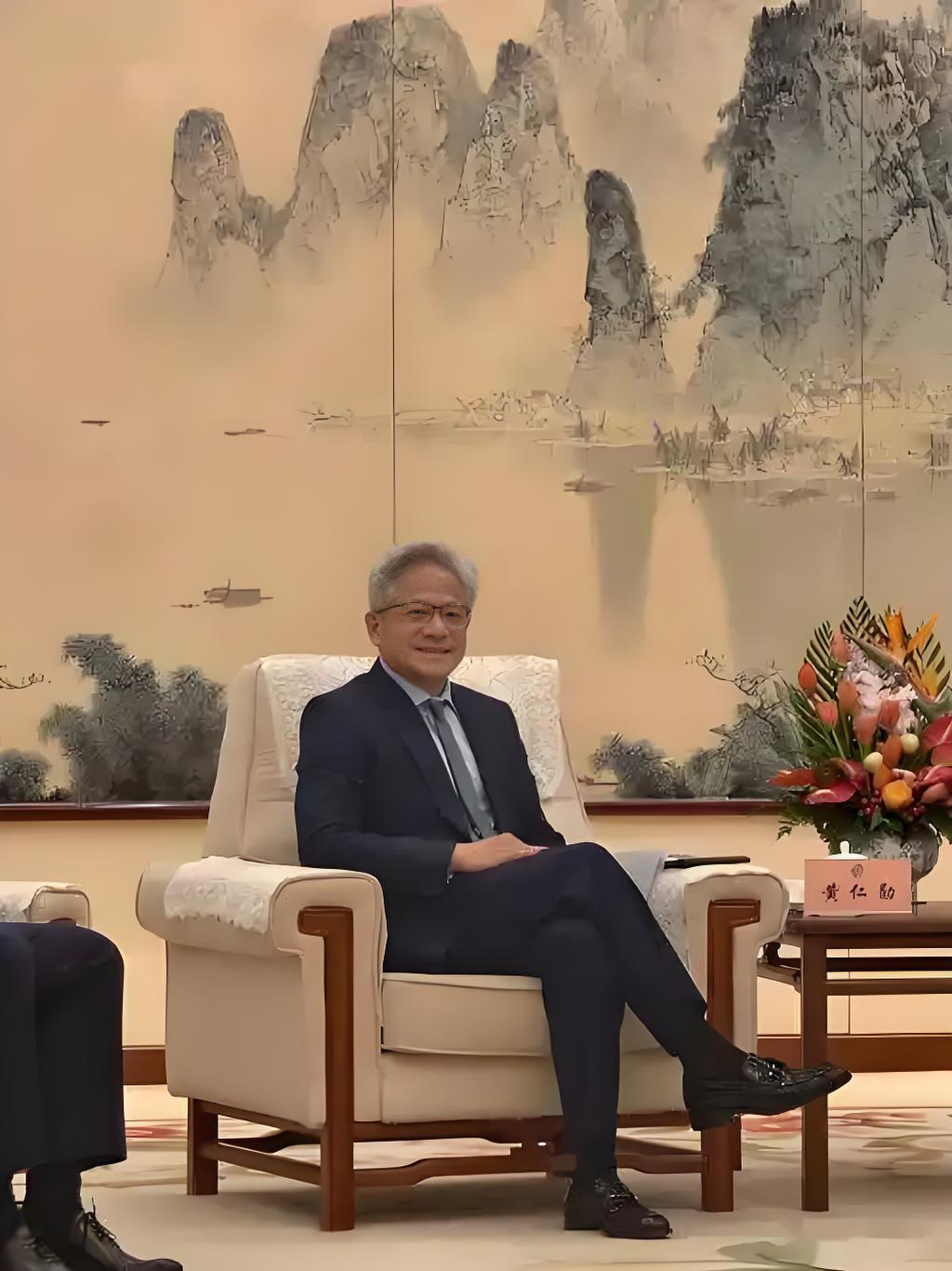 中国拒绝购买H20芯片，英伟达直接宣布停产，这是为什么？

我的大学同学在华为工