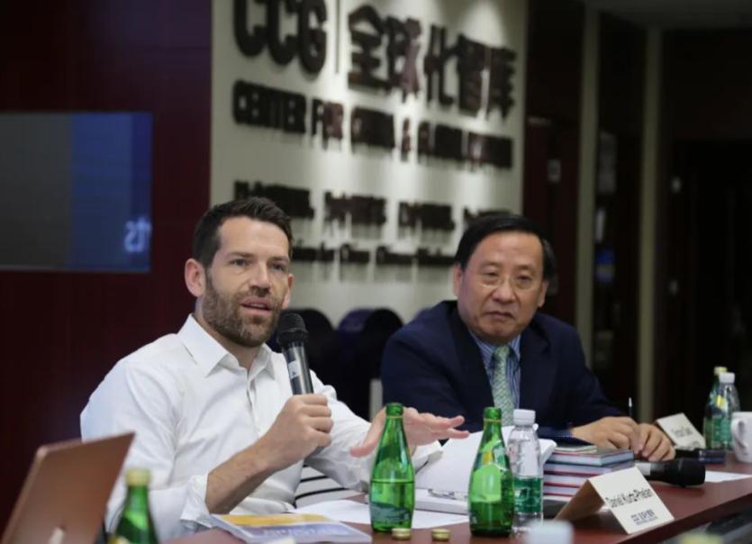 中美博弈持续至今，华盛顿在多个领域逐渐显露出疲态。过去几年里，美国频繁动用关税壁