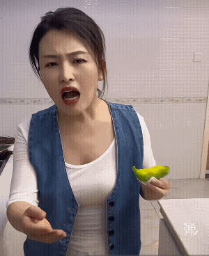 一个字没说，把事件的起因、经过、结果，交代的清清楚楚！！[捂脸]