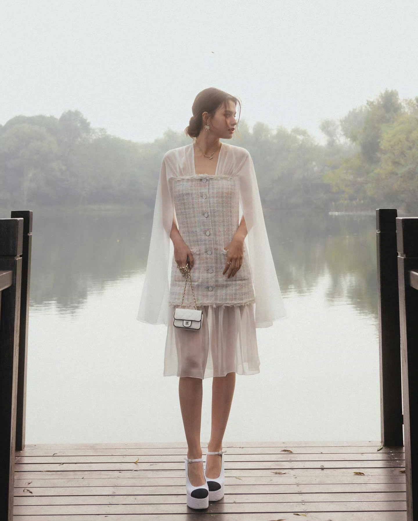 Becky Rebecca in CHANEL 时尚风标  📷一些官方镜头下的