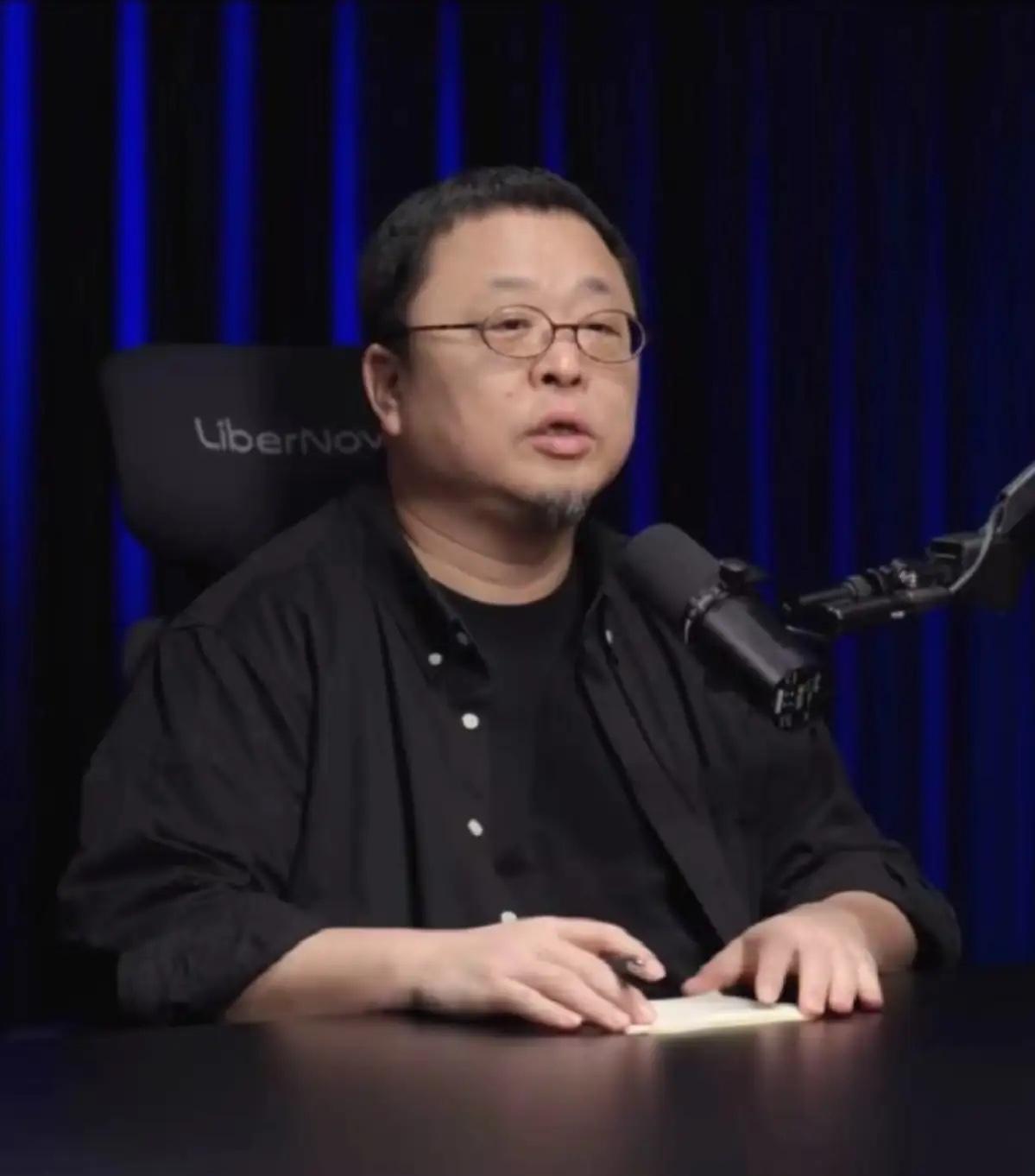 老罗这个人还是有点东西的哈！

原来，交个朋友今天捐出了100万港币给香港救灾，