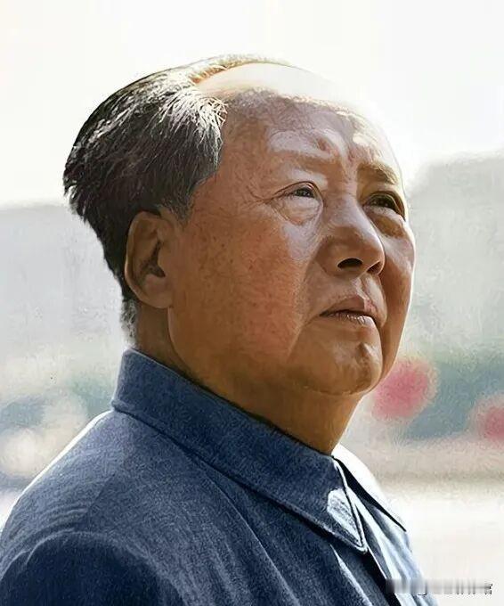 主席说：“不斗争就不能进步，不和平。”正如主席所说，人民内部如果没有思想斗争，也
