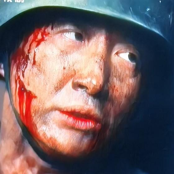 央视热播剧《八千里路云和月》中，八十七师旅旅长张云魁率领一个加强排，于柳镇与日本