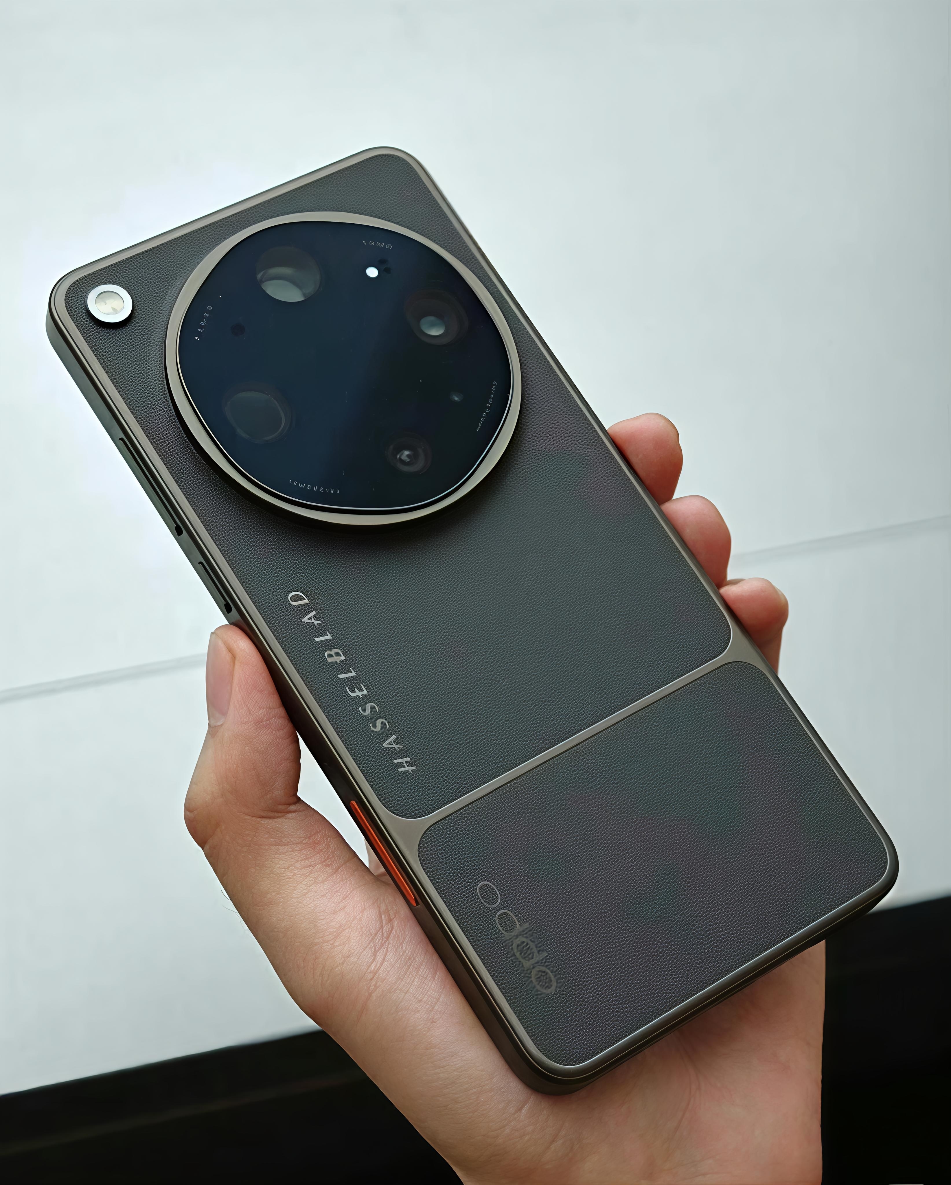 好帅，就喜欢这种拼接设计，而且很有复古相机味