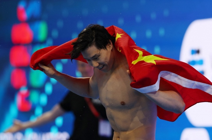 蛙王！覃海洋2次参加世锦赛：6个蛙泳项目拿到5金1铜[赞]2025新加坡泳联世锦