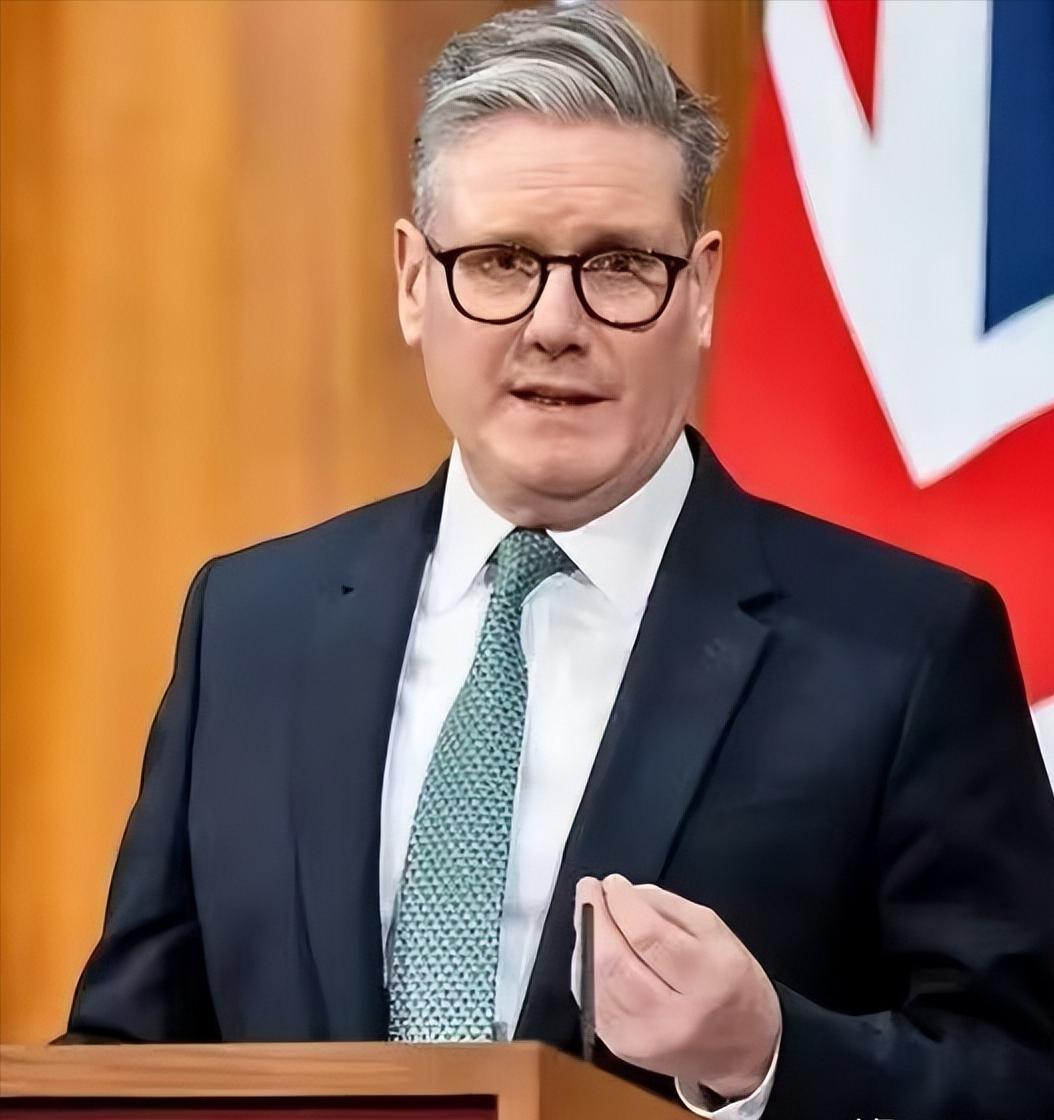 英国传来新消息！
2026年3月30日，英国首相斯塔默宣布，他要在周一和壳牌、英