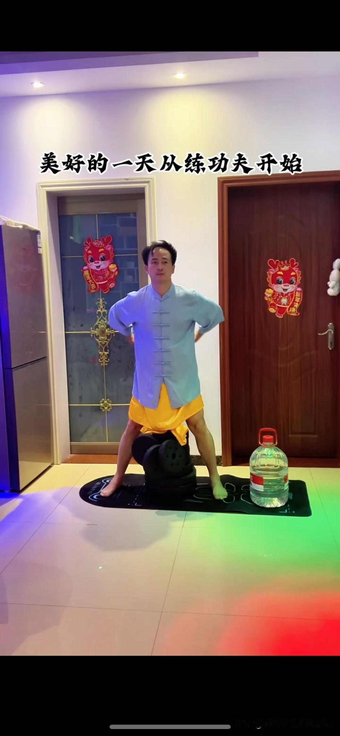 中医讲究“肾藏精，主骨生髓”，肾精就像人体内的“生命火种”，一旦亏虚，整个人就如