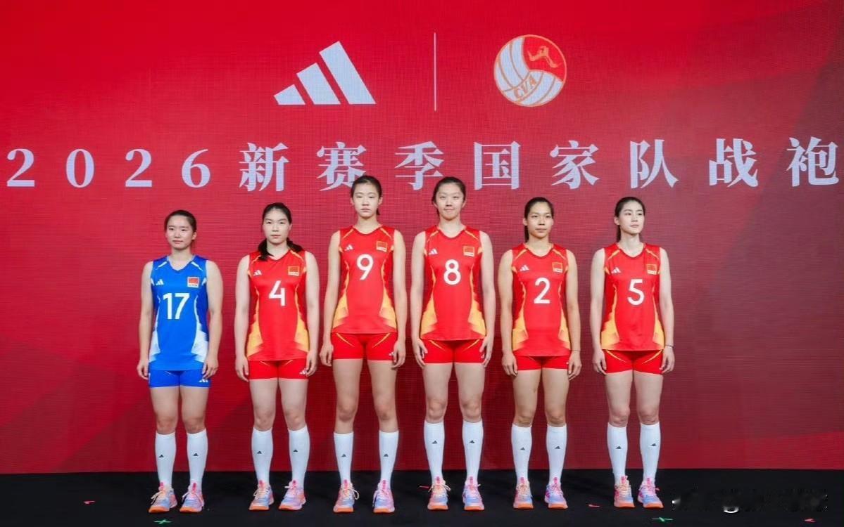 中国队14人名单官宣
主攻：庄宇珊、董禹含、李晨瑄、朱星辰
副攻：陈厚羽、王奥芊
