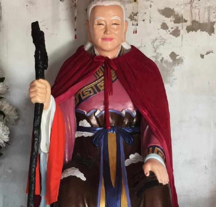 礼赞黑妈妈，，疾苦消散，福寿绵长，全家平安。转一转，清一清，清空所有病气，迎接健