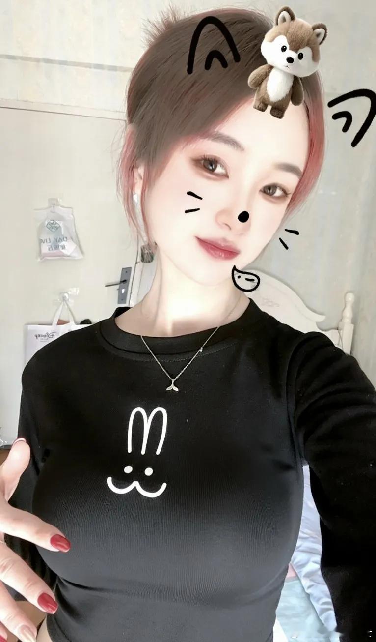 少妇超甜305 这样的身材给几分 