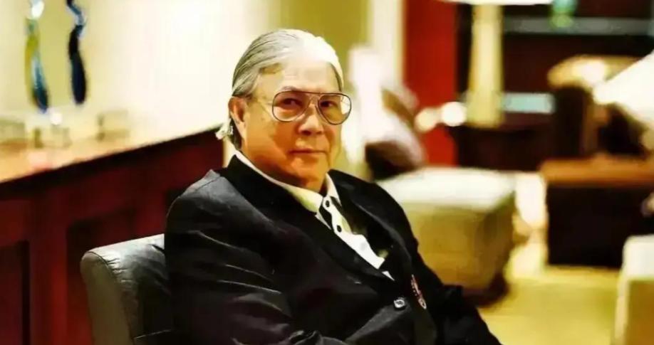 离婚19年，朱玲玲每周三仍回霍家吃饭。不是复婚，也不是演戏。2005年签完离婚协