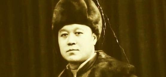 1953年，相声界总门长张寿臣召集津京两地的相声演员开会，目的只有一个：那就是清