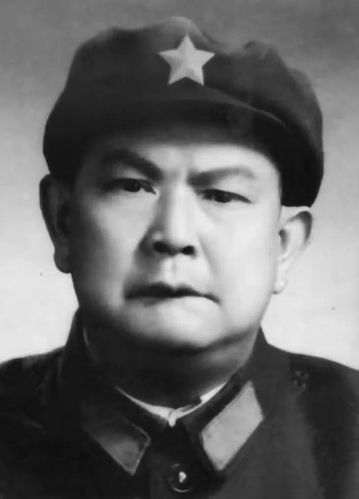 1943年，队伍中的王昆山叛变投敌，带领敌人包围了游击队，刘奎为了掩护队友，身上