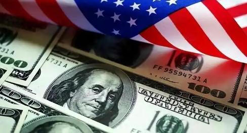 为何美国欠债38万亿，还能撑起11艘航母？其实我们被忽悠了，美债38万亿，已经不