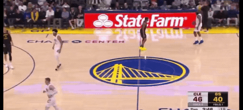 哈登妙传打停勇士
今天骑士在客场挑战勇士，最终以118-111取胜，锁定季后赛。