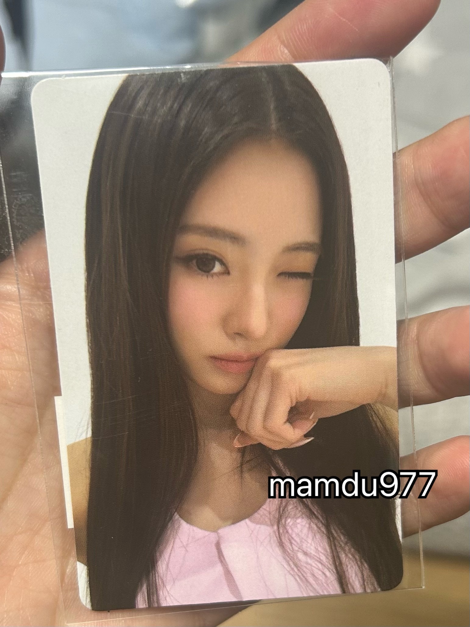 MEOVV[超话]  买洗发水抽到anna小卡[爱你]女神好美 ​​​