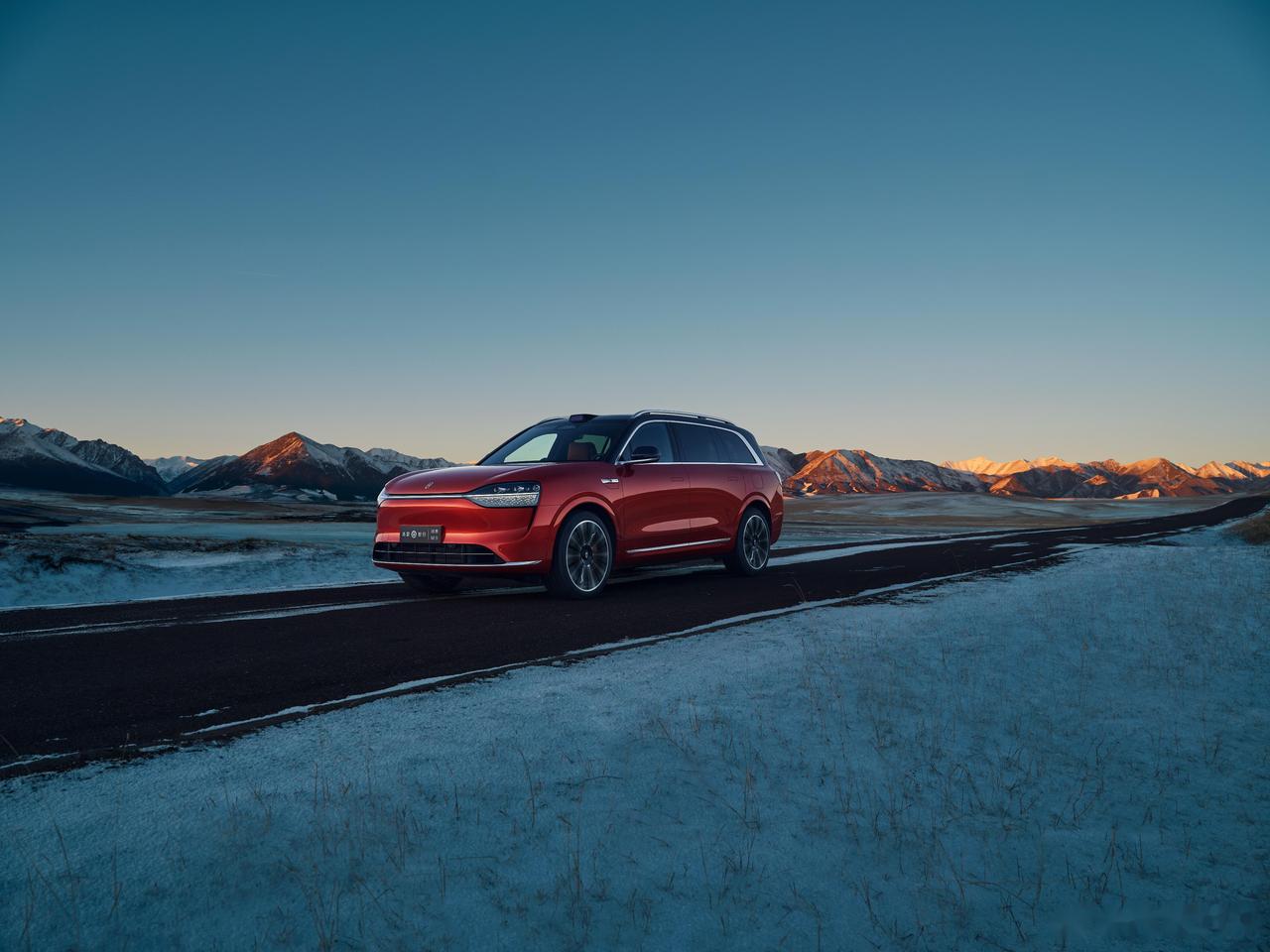 年底的快乐是卡罗拉给的 年底的快乐真就是卡罗拉给的！之前一直开老破车，一到冬天冷