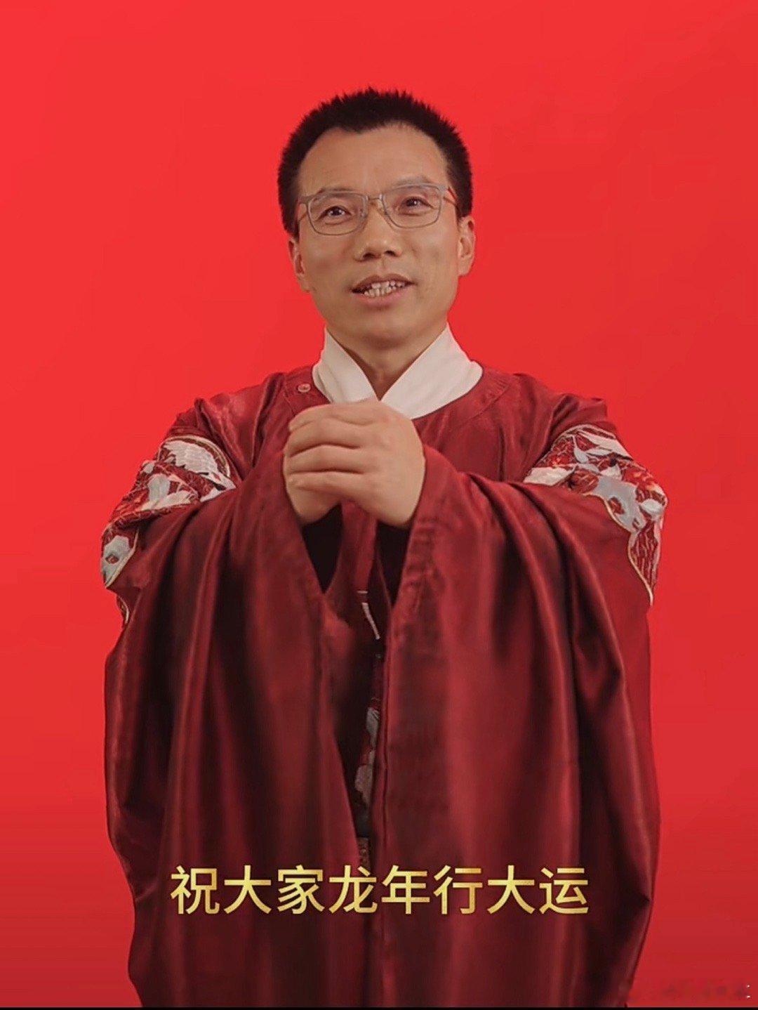 🔶大海祝大家龙年行大运，万事皆吉利！[doge]#新能源大牛说##吉利汽车# 