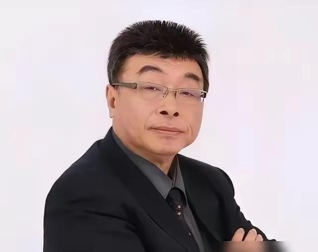 台军大张旗鼓搞“反斩首”演练，不过是自欺欺人的把戏，邱毅一句话就戳破了这层窗户纸