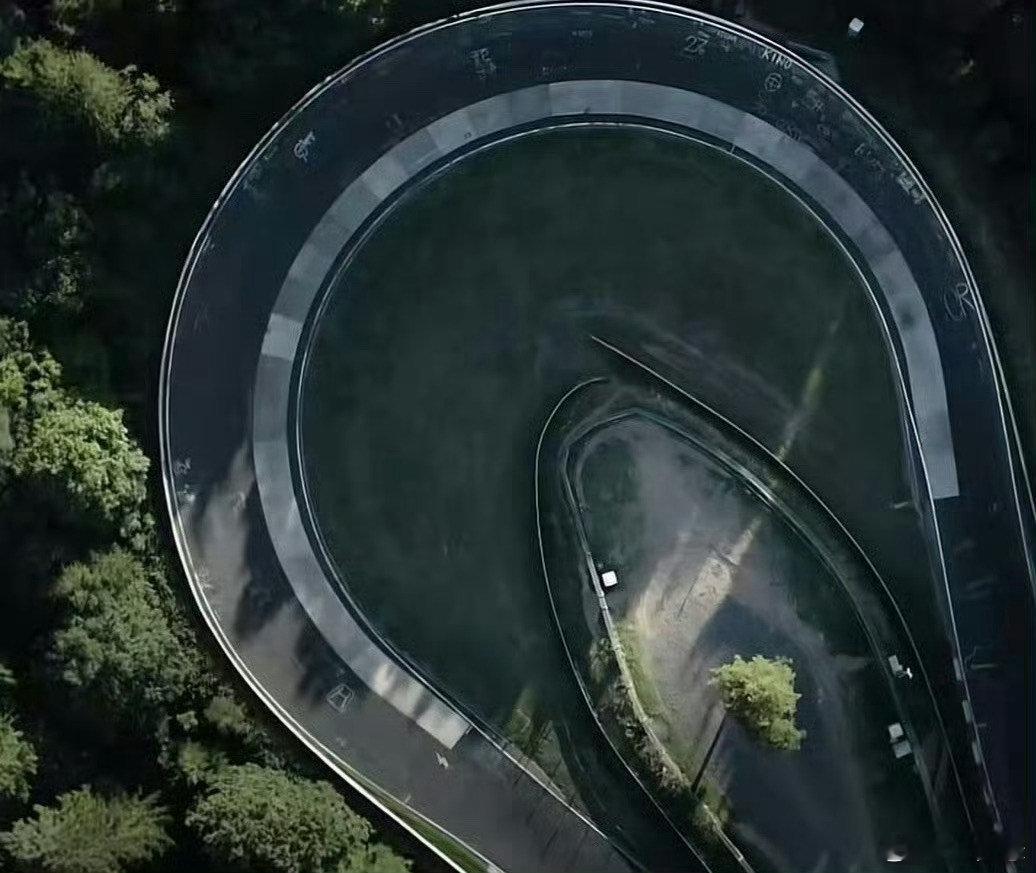 纽北官方首次开通中国社媒账号中国车在保时捷主场不落下风 中国品牌在保时捷主场不落