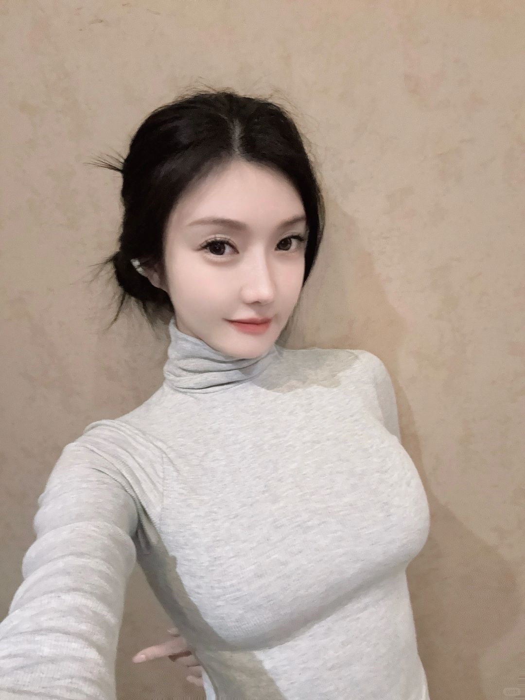 🐲龙年的灰姑娘在家洗衣服