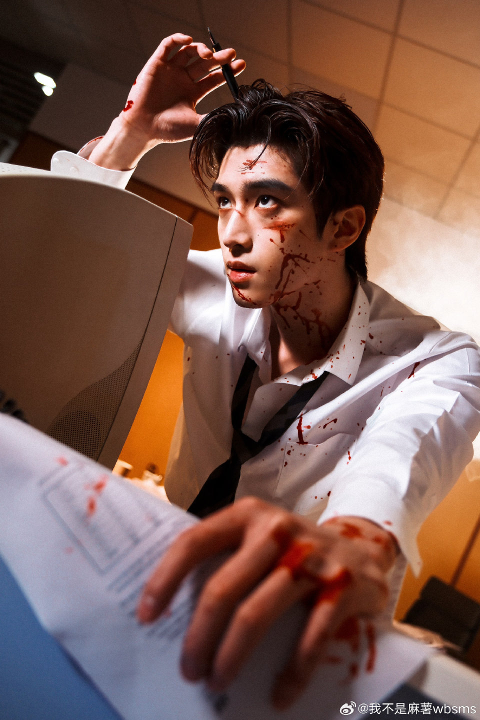 张康乐 zkl张康乐冰湖重生 “你是我跨越山河万里，携带着芳香也要碰面的光”