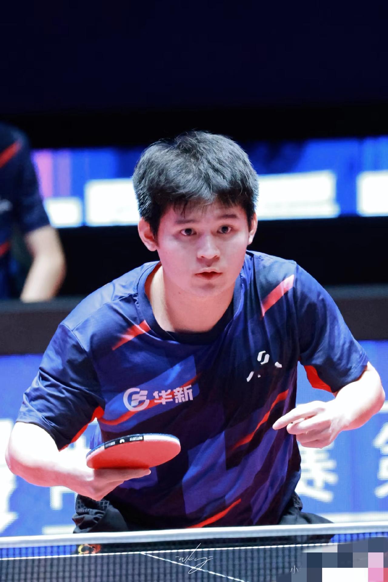 林诗栋2-1逆转张本智和！张继科的“正手预言”果然没说错，这才是国乒新星的蜕变密