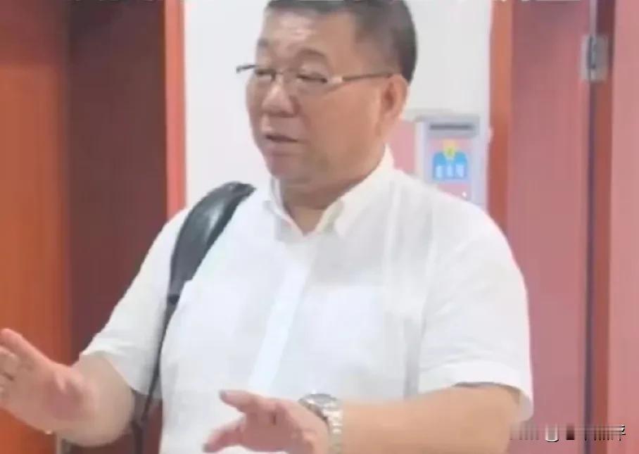 无他人发生不正当性关系，大搞权色交易、钱色交易，湖南省发展和改革委员会原副主任黄