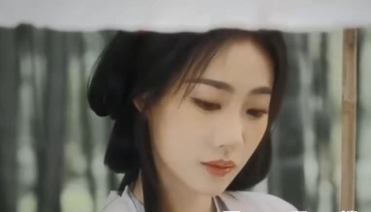 红藕香残玉簟秋！