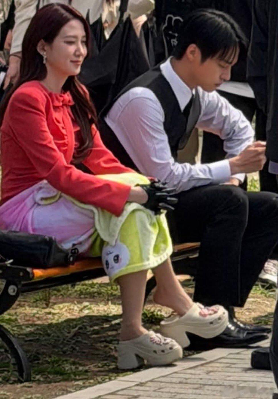 朴恩斌 梁世宗 《毛骨悚然的恋爱》路透～梁世宗瘦了！！！！！！！！！