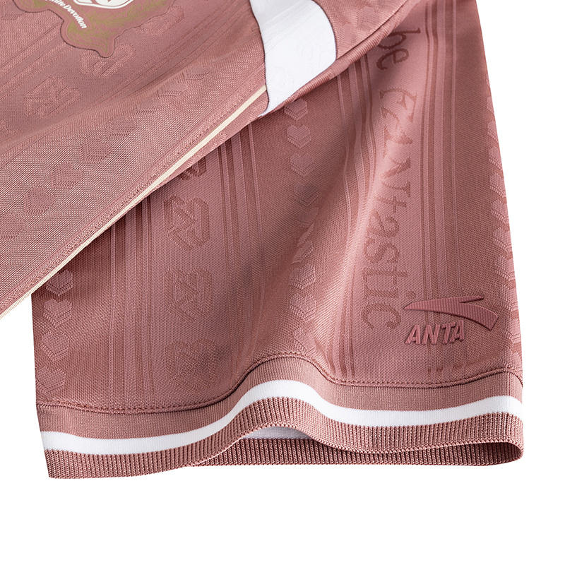 乒颜一  这件粉色的细节满满哦borntobefantastic樊振东