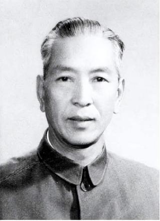 1986年，耿莹一夜之间被查封了所有资产，她选择出走美国，在离开时她发誓，给我3