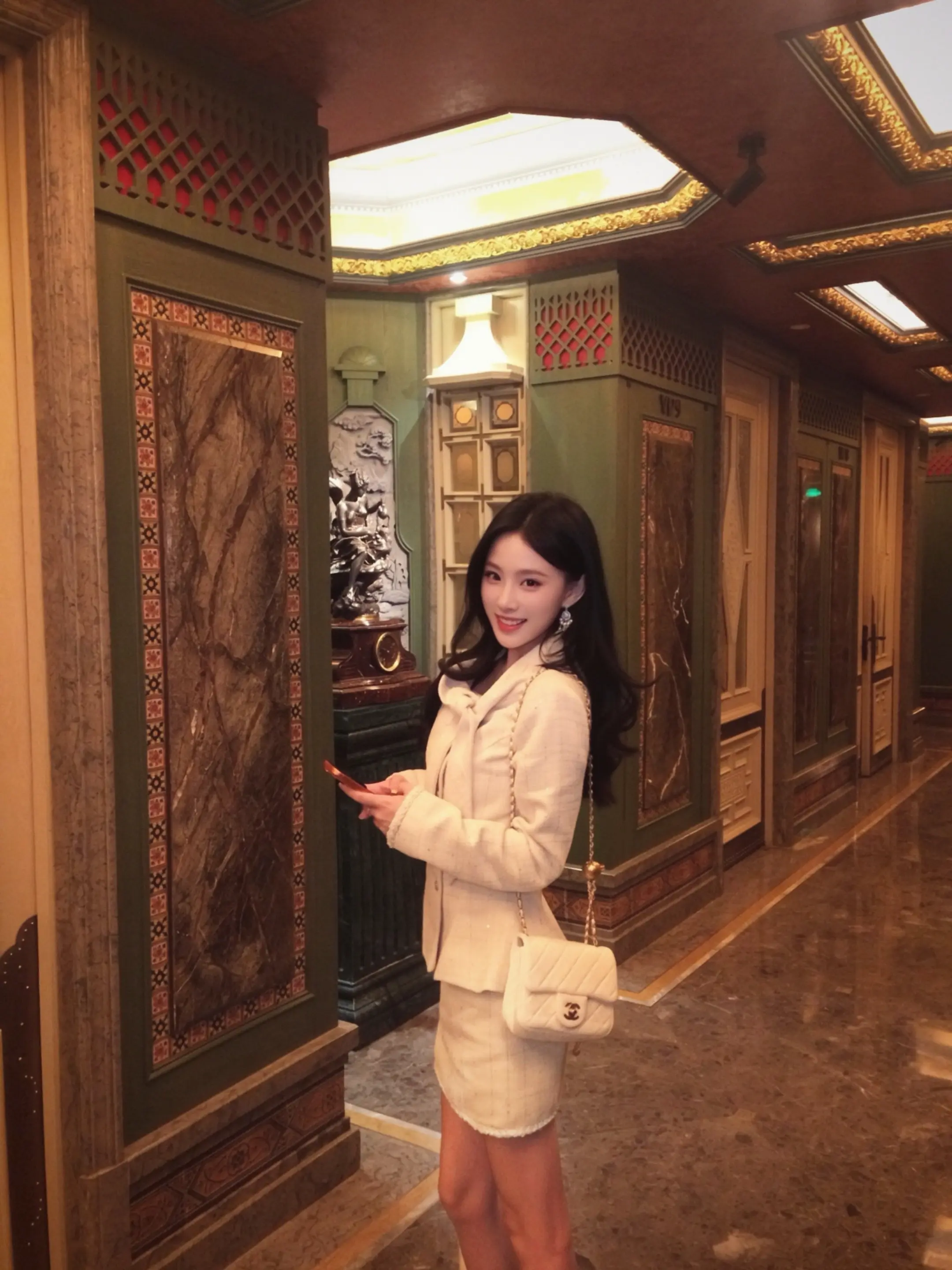 祈尔繁芜胜常春