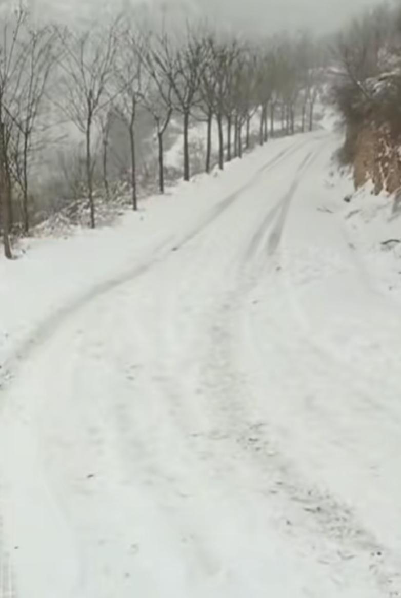 作为一个韩城当地人，下雪天为什么要走五勇坡？你说花椒大道是必经之路，但新老城之间